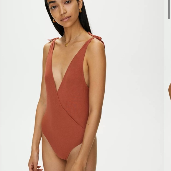 Aritzia Neva Bodysuit - Rusty Brown, XS - Picture 2 of 8